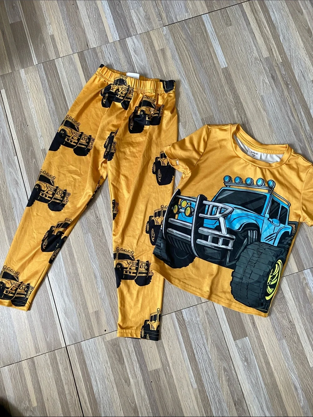 SHEIN Monster Truck 2 piece pajama set size toddler boys 4T